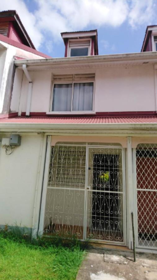 Appartement With One Bedroom In With Enclosed Garden And Wifi 10 Km From The Beach Les Abymes